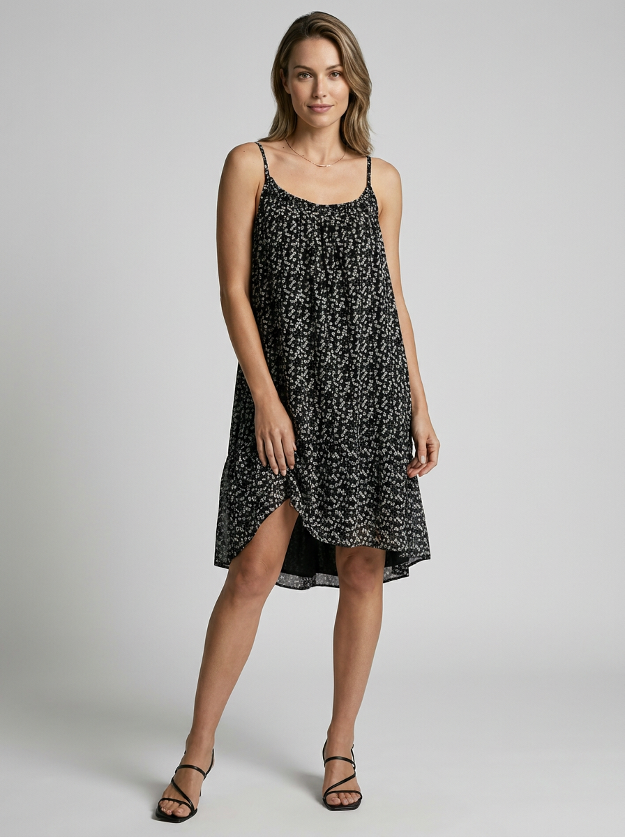 Women's pink loose fit floral dress with light airy cut