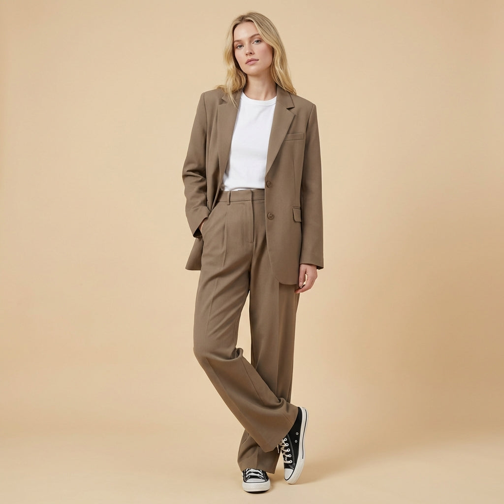 Women's pink blazer and trouser two piece set with tailored fit