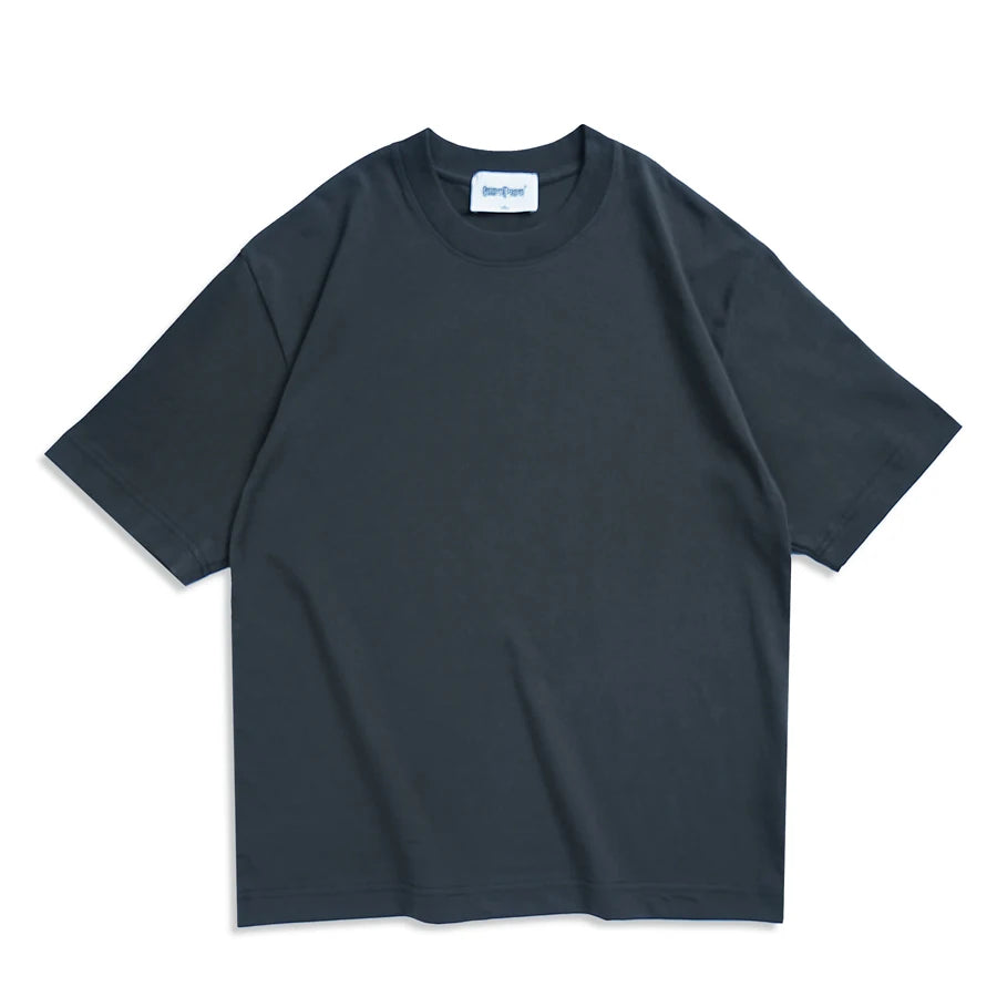 Oversized basic t-shirt in soft cotton with relaxed fit