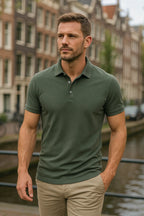 Men's green classic polo shirt with ribbed collar