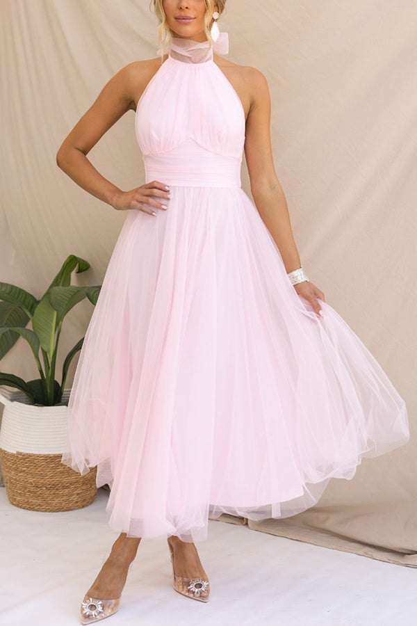 Women's pink halterneck maxi dress with open shoulders
