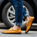 Men's slip-on moccasins with contrast stitching