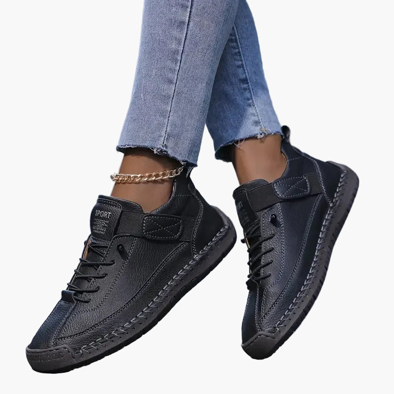 Women's black wide fit chunky sneakers with cushioned sole